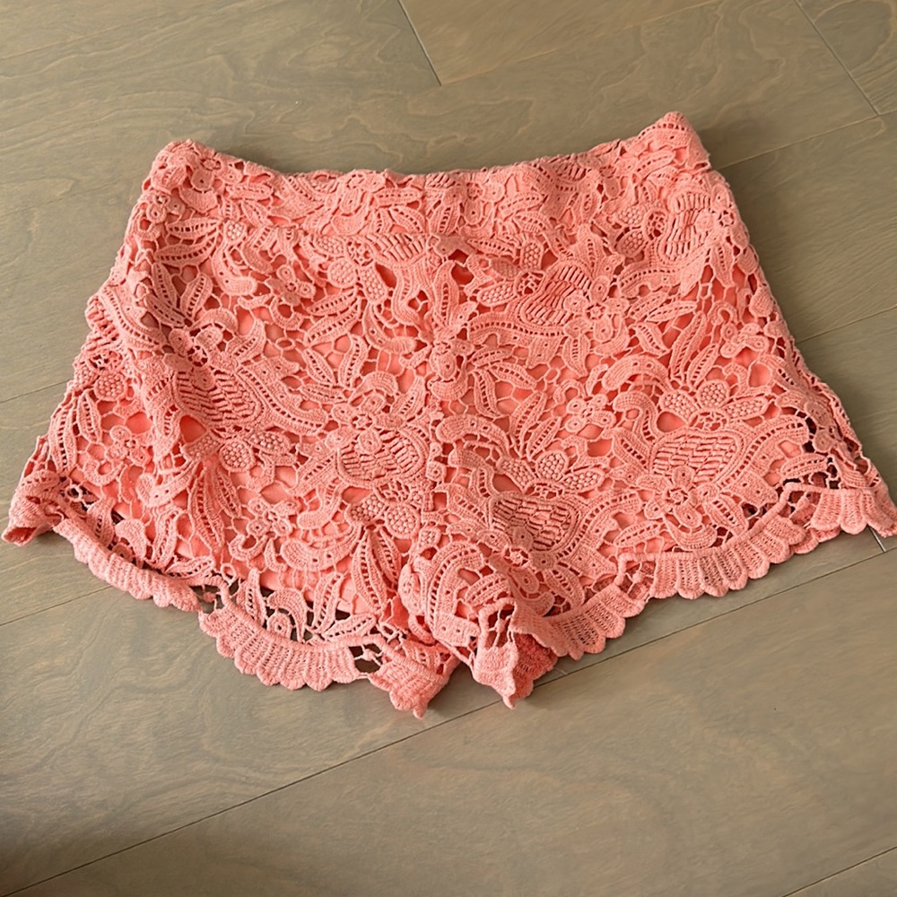 Pink crochet shorts high waisted size XS - Picture 2 of 3